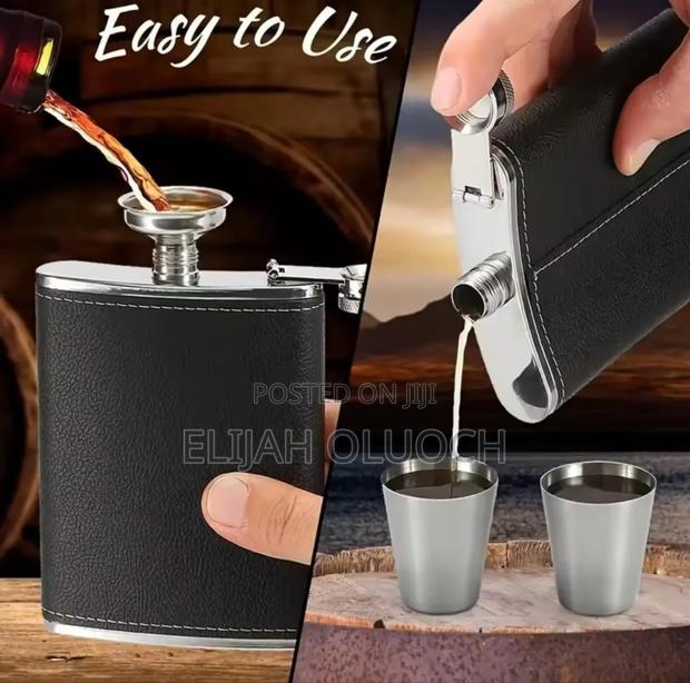 Portable Hip Flask/Whisky Bottle  Set* - thumbnail 4