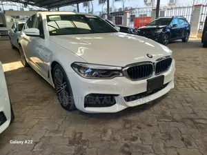 BMW 523i 2019 White