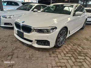 BMW 523i 2019 White