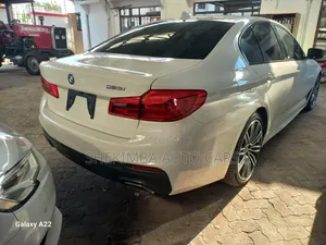 BMW 523i 2019 White