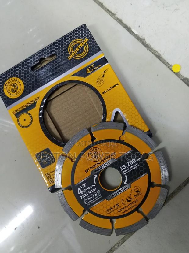 Dry Diamond Cutting Disc 41⁄2"