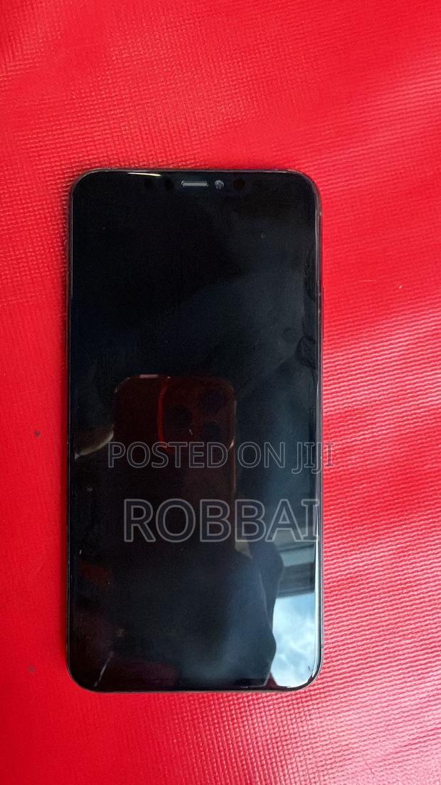 Apple iPhone 11 Pro Max 64 GB Gray - thumbnail 3