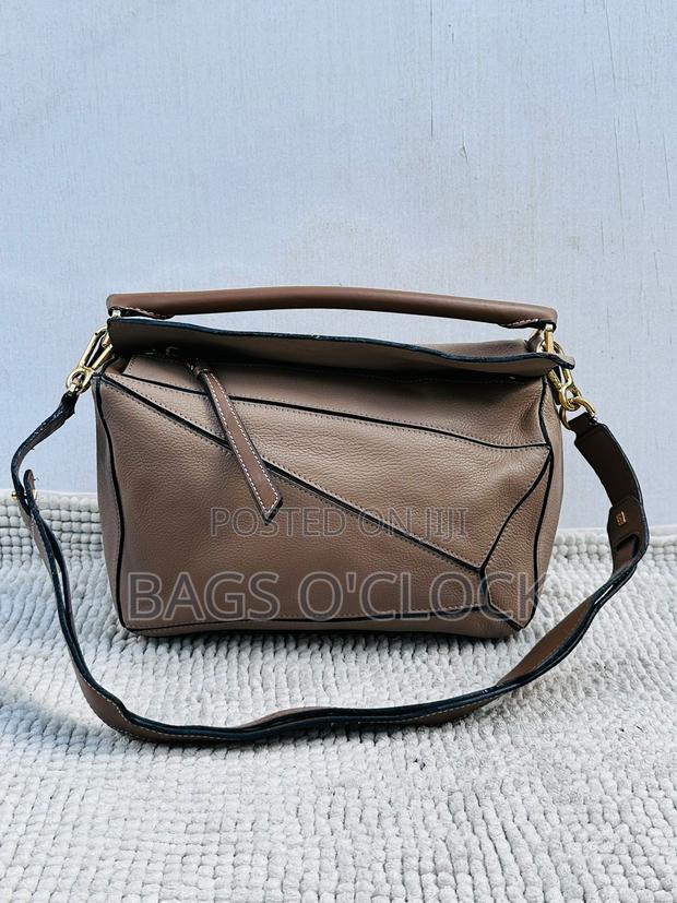 Loewe Sand Grained Calfskin Small Puzzle Bag - thumbnail 7