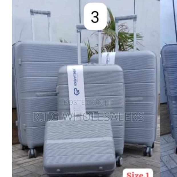 4-in-1 Unbreakable Luxury Rubber Suitcase Set – Size 2 - main view