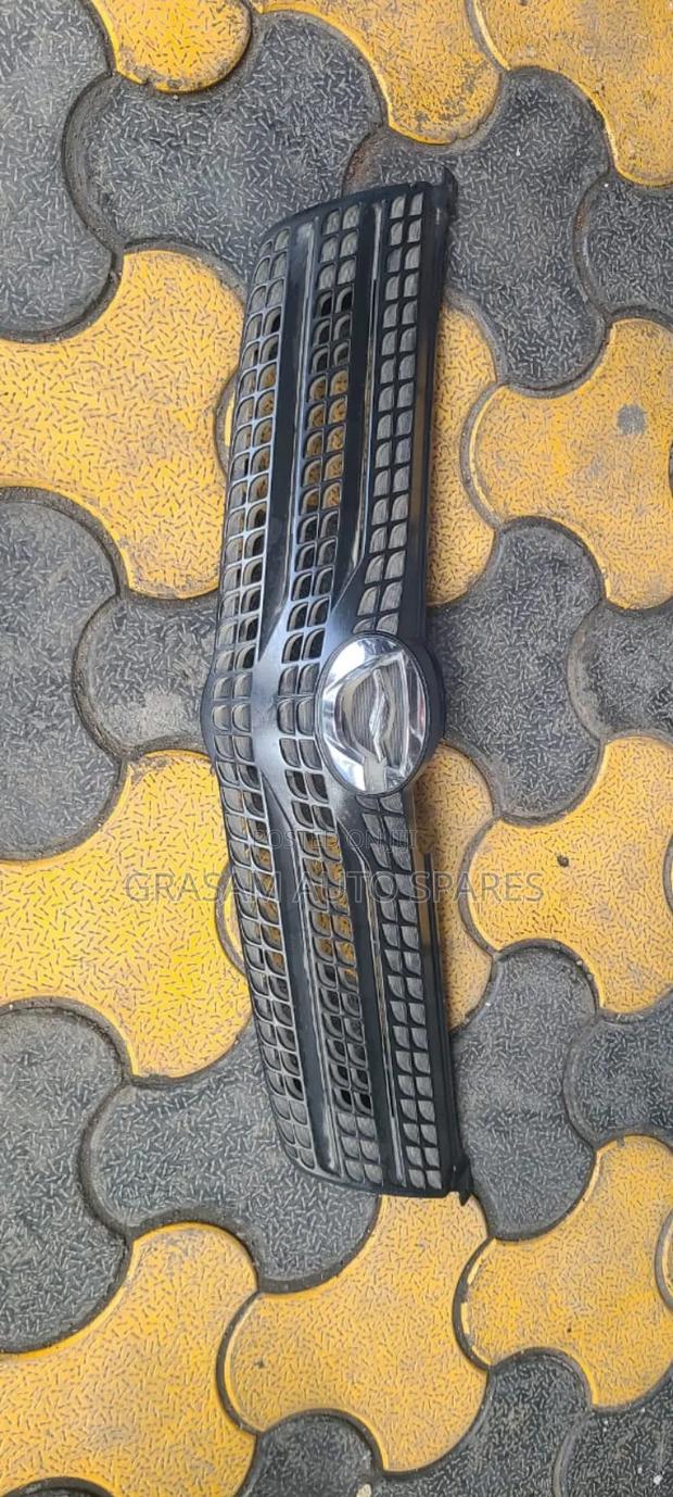 Toyota Spartio 2005 Grill