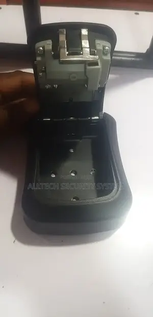 Metallic Keylock Box
