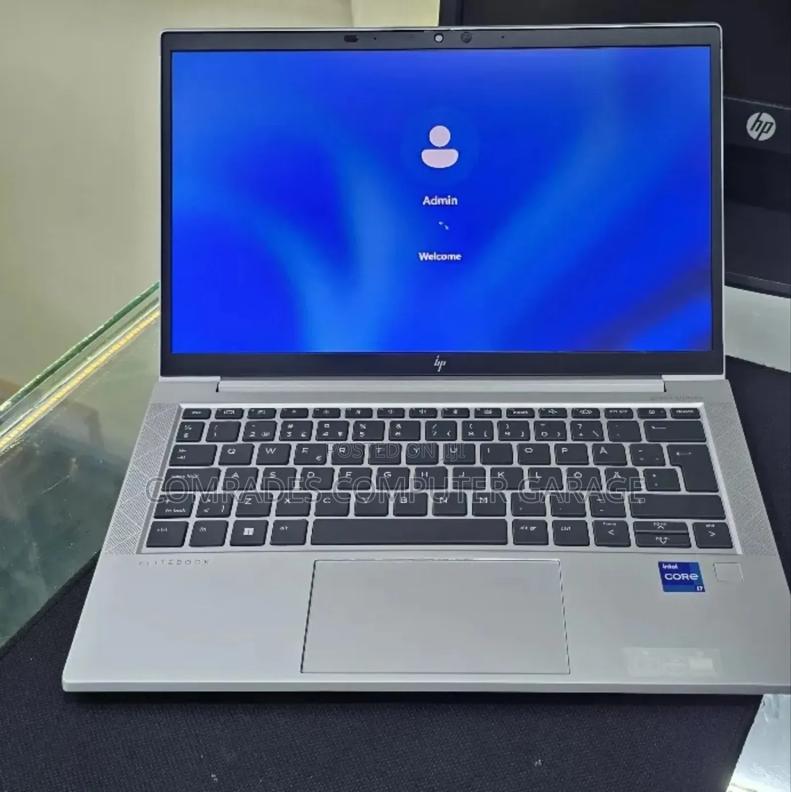 Laptop HP EliteBook 830 G8 8GB Intel Core i7 SSD 512GB
