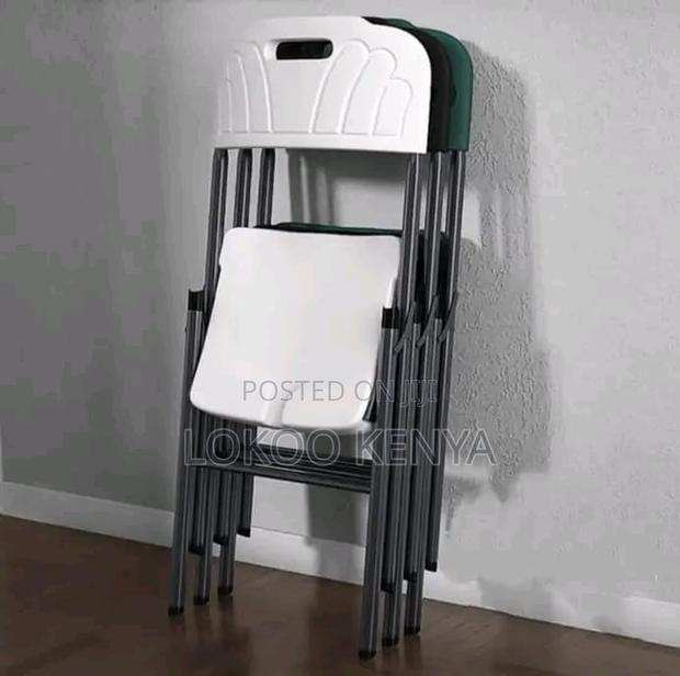 Garden Chair; White Plastic Foldable Lightweight Garden Chair - thumbnail 3