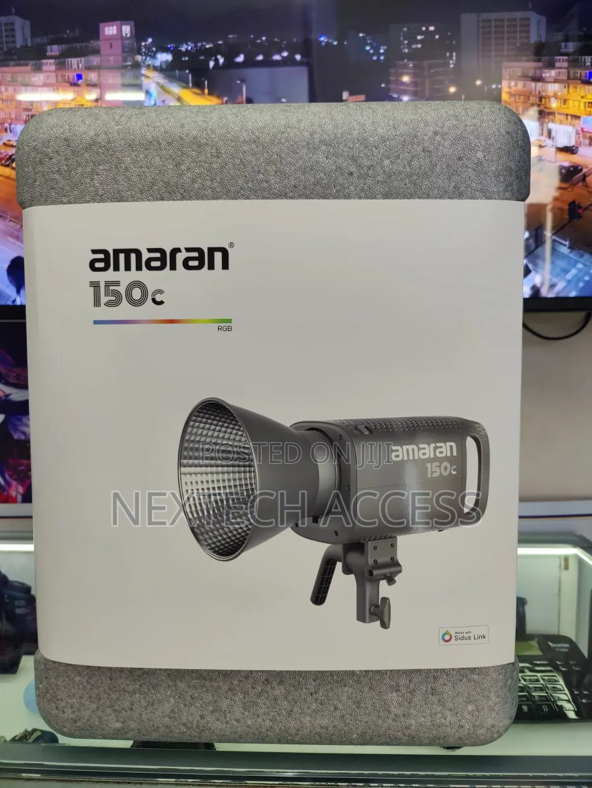 Aputure Amaran 150c RGB Led Monolight