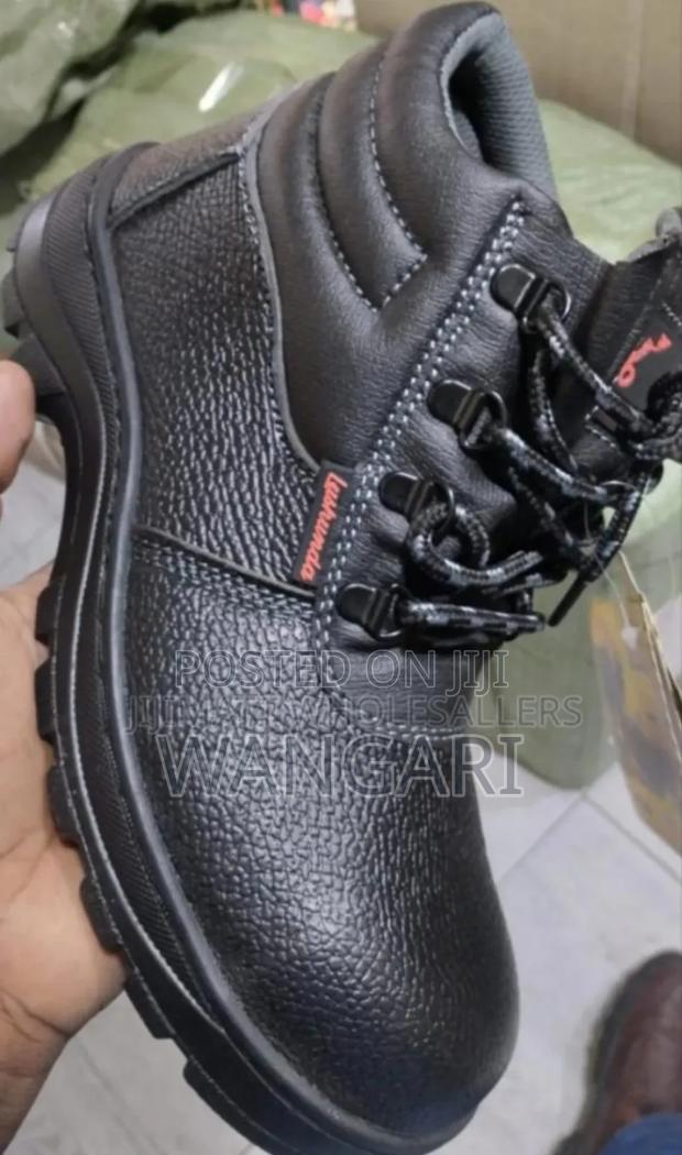 Black Safety Boots - main view