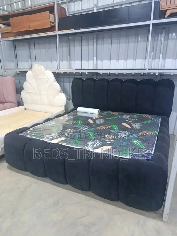 Neat Classy 5 by 6 Bubble Bed