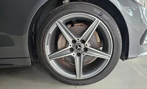 Mercedes-Benz C200 2019 Gray