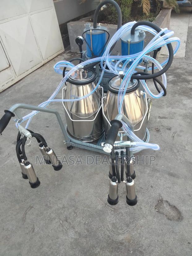 Modern Safe Milking Machine - thumbnail 2