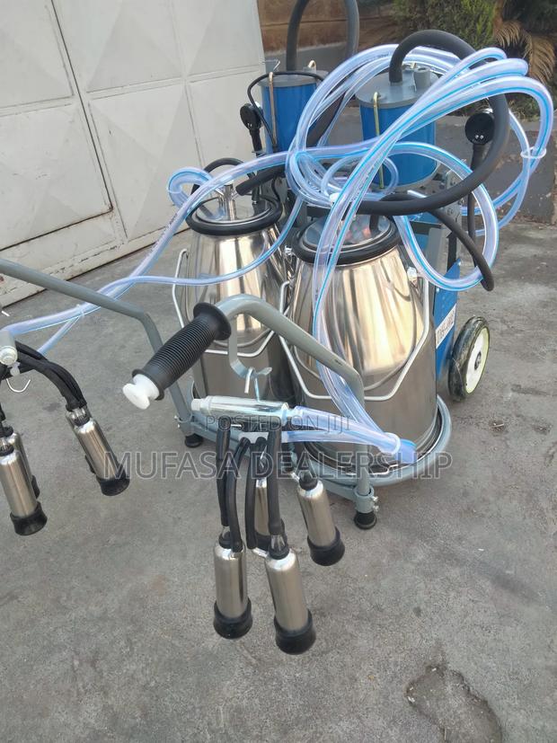 Modern Safe Milking Machine - thumbnail 3