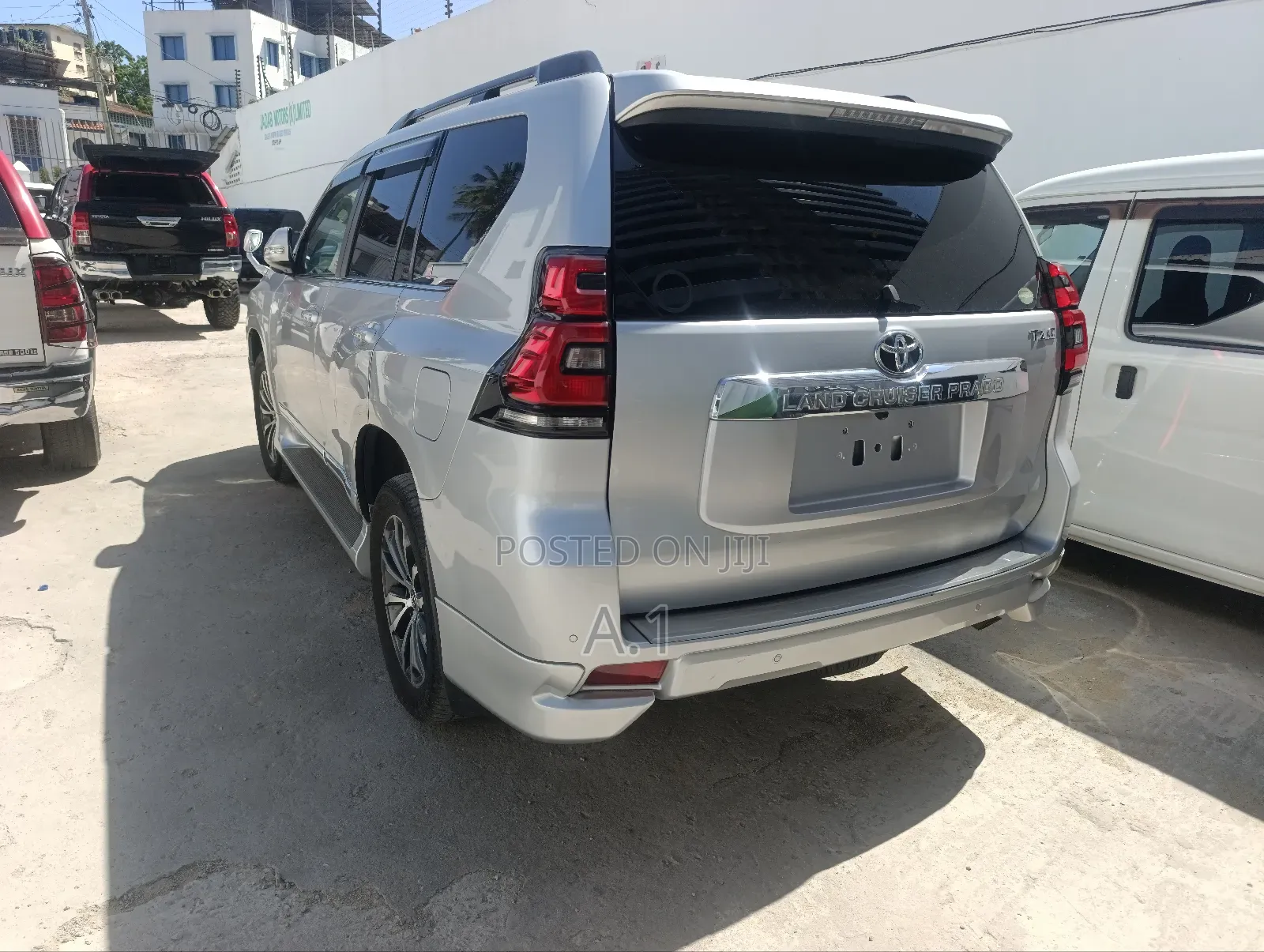 Toyota Land Cruiser Prado 2.8 2019 Silver