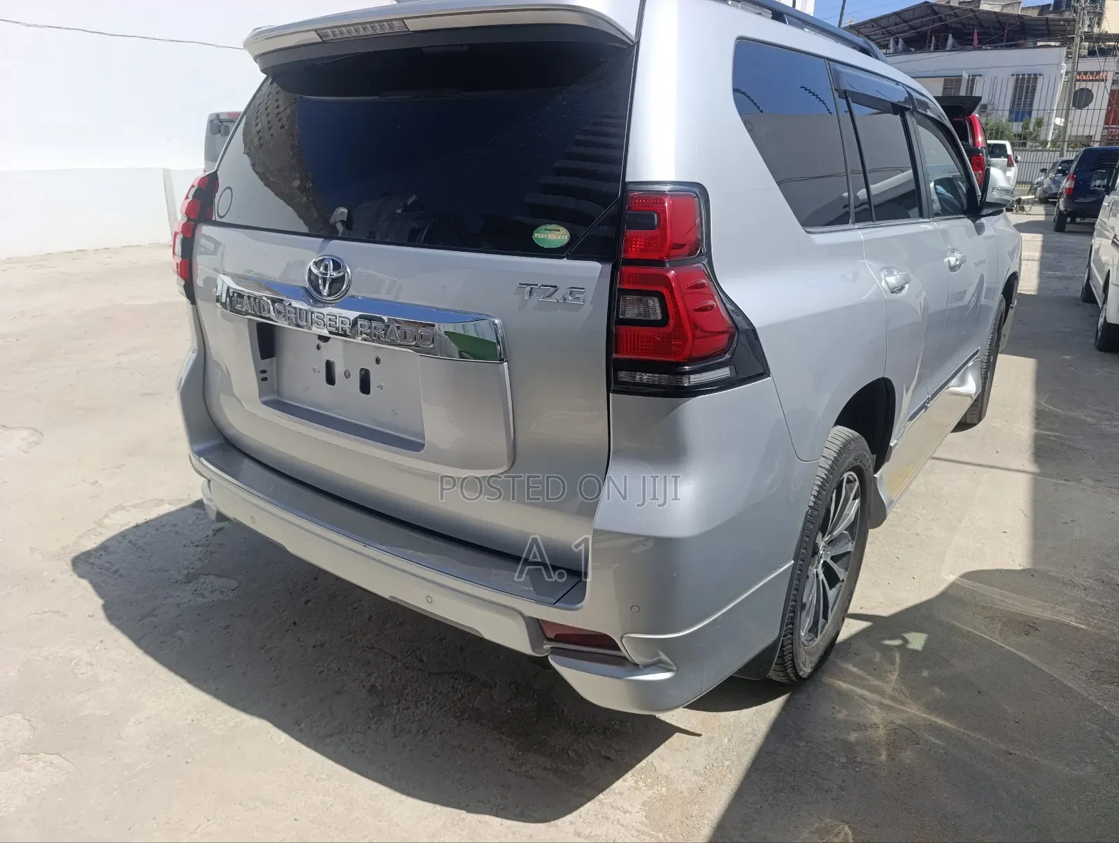 Toyota Land Cruiser Prado 2.8 2019 Silver