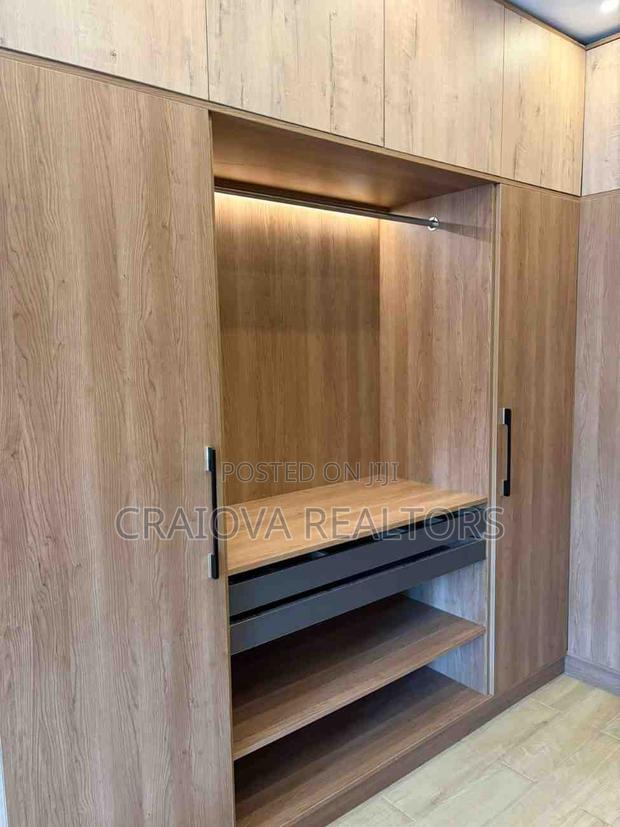 3bdrm Duplex in Valley Arcade for sale - thumbnail 7