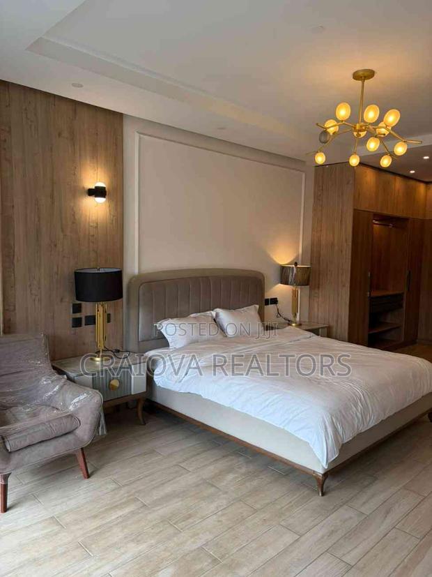 3bdrm Duplex in Valley Arcade for sale - thumbnail 9