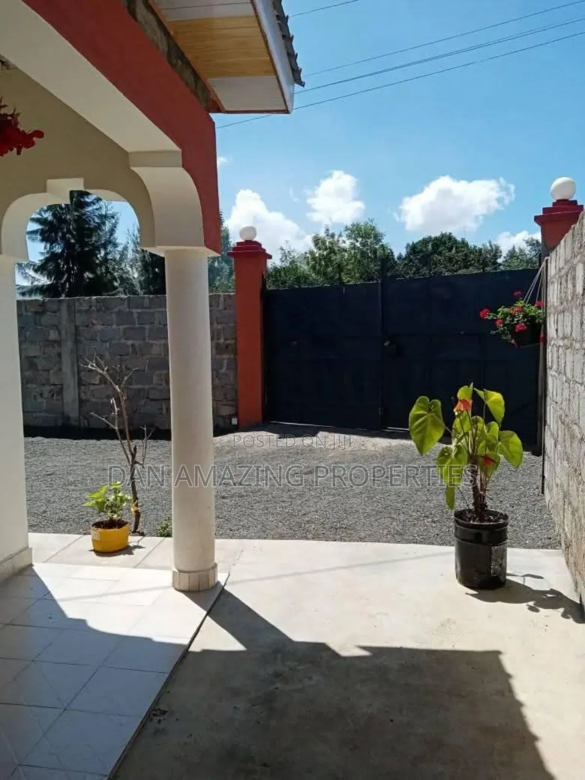 3bdrm Bungalow in Kaurrai, Matasia for sale