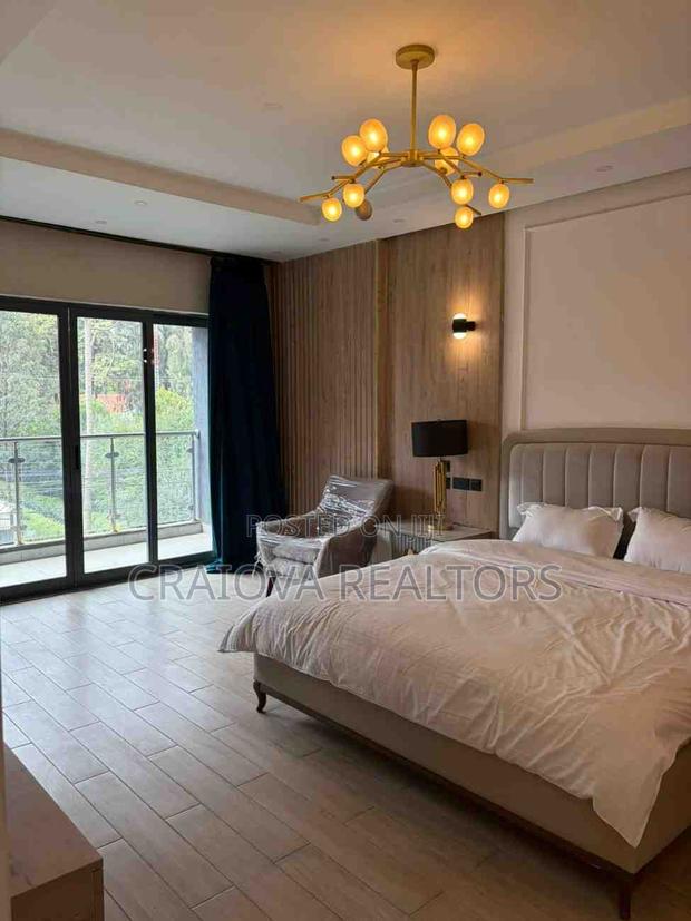 3bdrm Duplex in Valley Arcade for sale - thumbnail 8