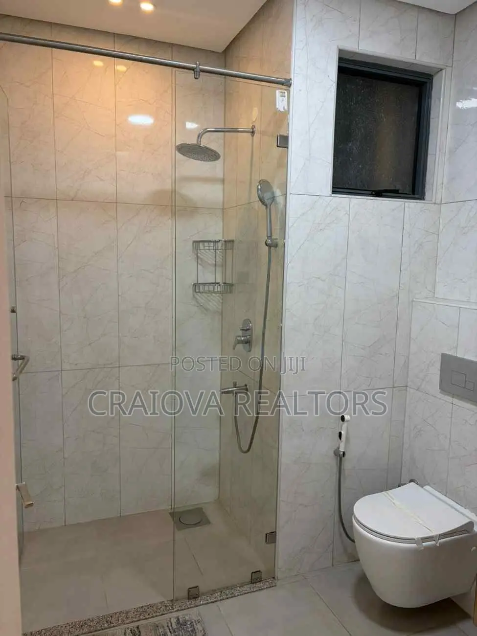 3bdrm Duplex in Valley Arcade for sale