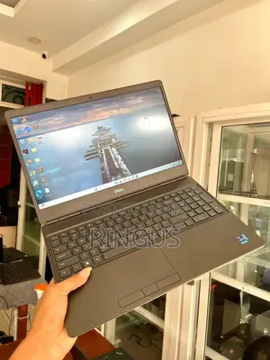 Laptop Dell Precision 7560 16GB Intel Core i7 SSD 512GB