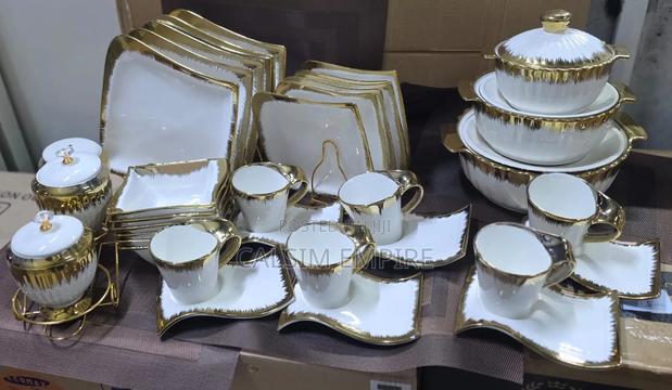36pcsnew Inn PCS Gold Ring Shaded Square Dinner Set - main view