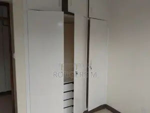 3bdrm Block of Flats in Raphta Road Area for rent