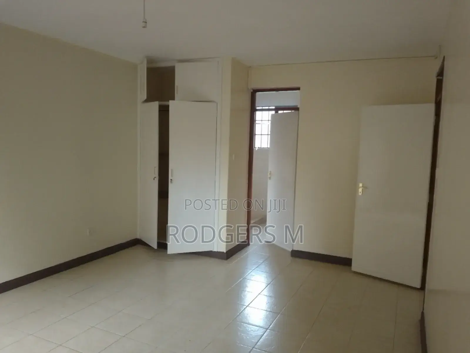 3bdrm Block of Flats in Raphta Road Area for rent