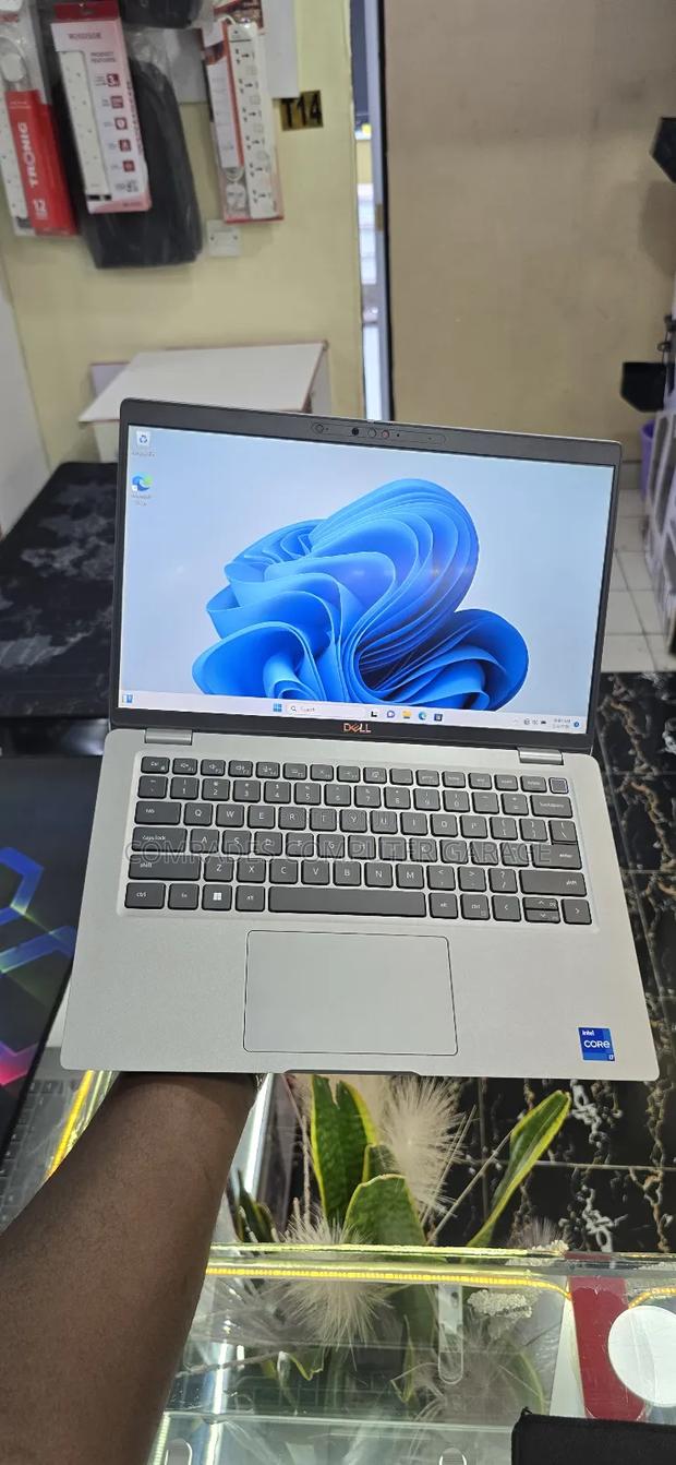 Laptop Dell Latitude E5430 8GB Intel Core i7 SSD 256GB - thumbnail 3
