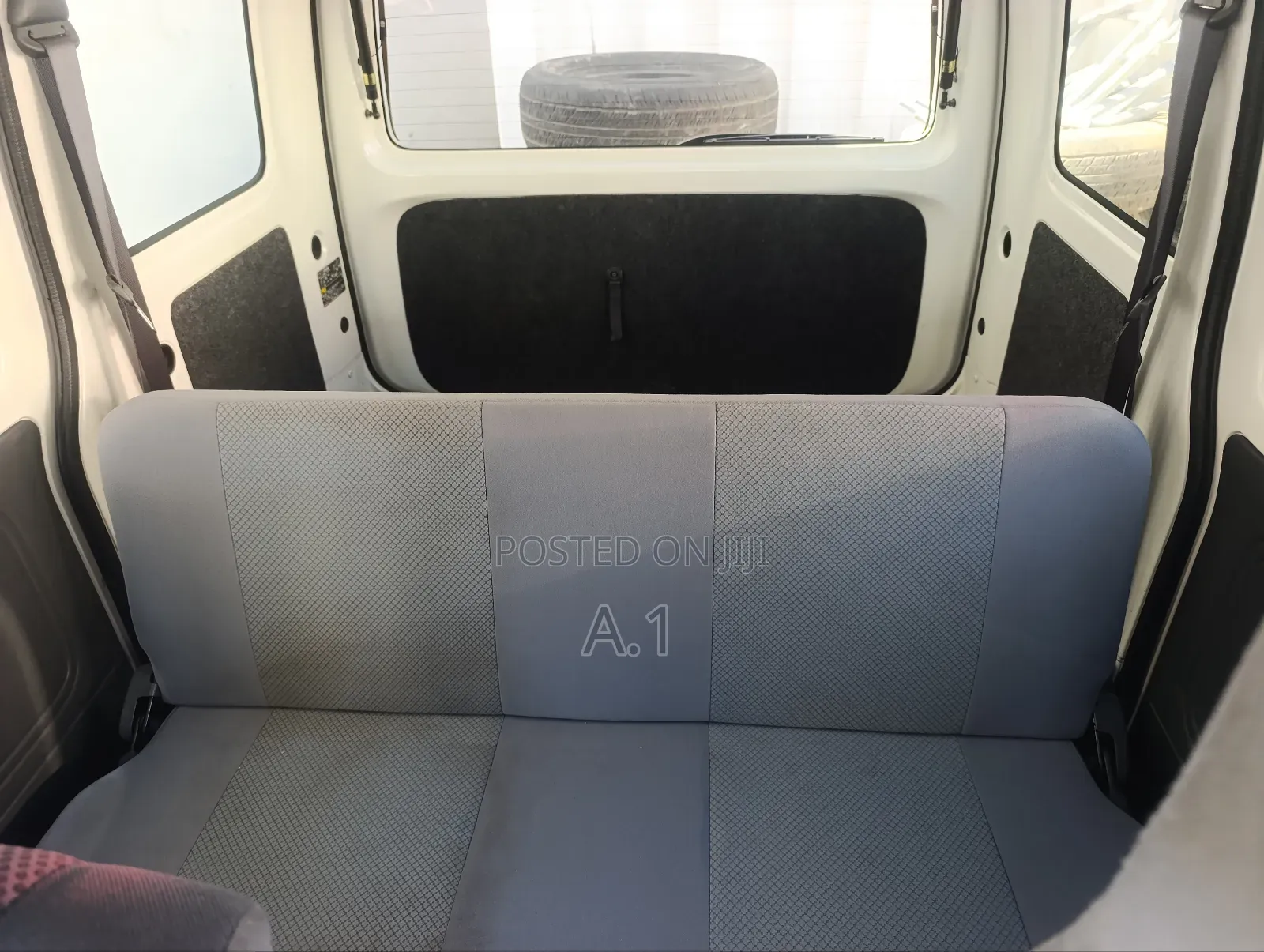 Daihatsu Hijet 2019 White