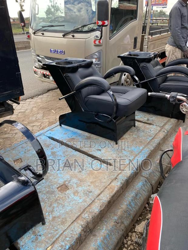 Jumbo Shampoo Unit - main view