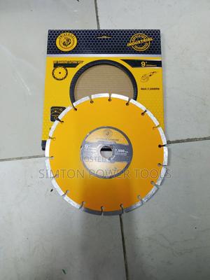 Quality 9" Wood Cutting Disc - thumbnail 2