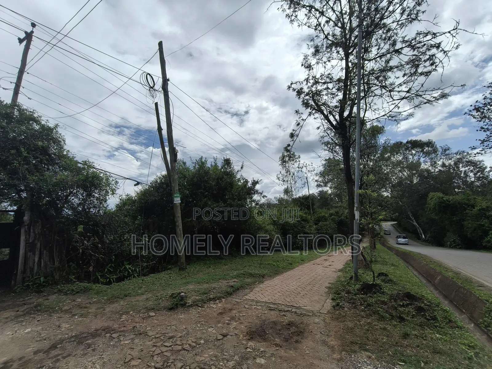 One Acre Piece of Land for Sale in Karen, Nairobi, Touching Tarmac
