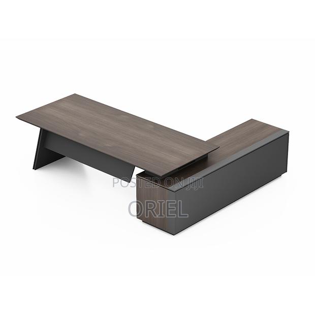 Modern Office Desk : 1.8m Directors Executive Office Desk, - thumbnail 5