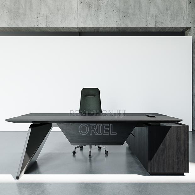 Modern Office Desk : 1.8m Directors Executive Office Desk, - thumbnail 10