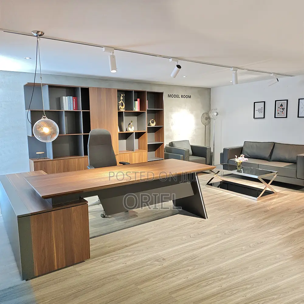 Modern Office Desk : 1.8m Directors Executive Office Desk,