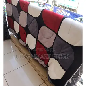 Luxury Warm Woolen Duvet – Soft Cozy All Season