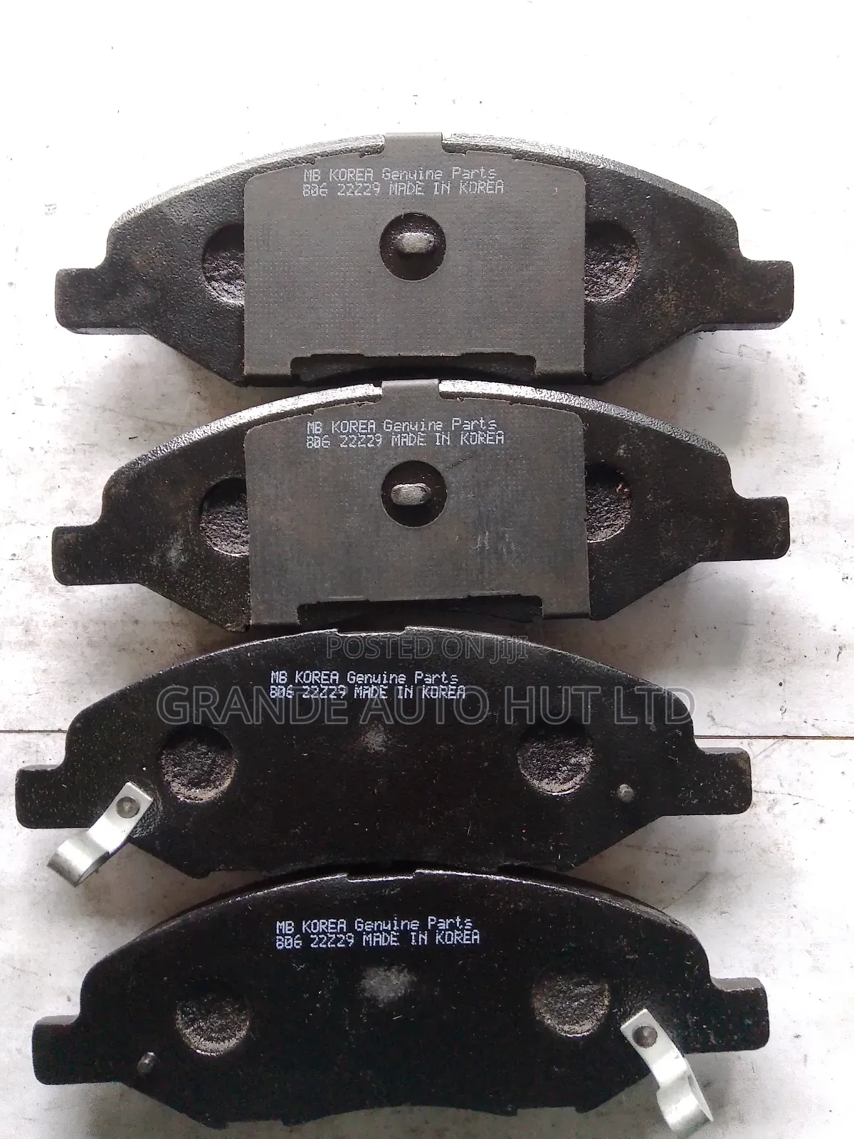 Front Brake Pads for Nissan Wingroad/Tiida (Mbkorea Brand)