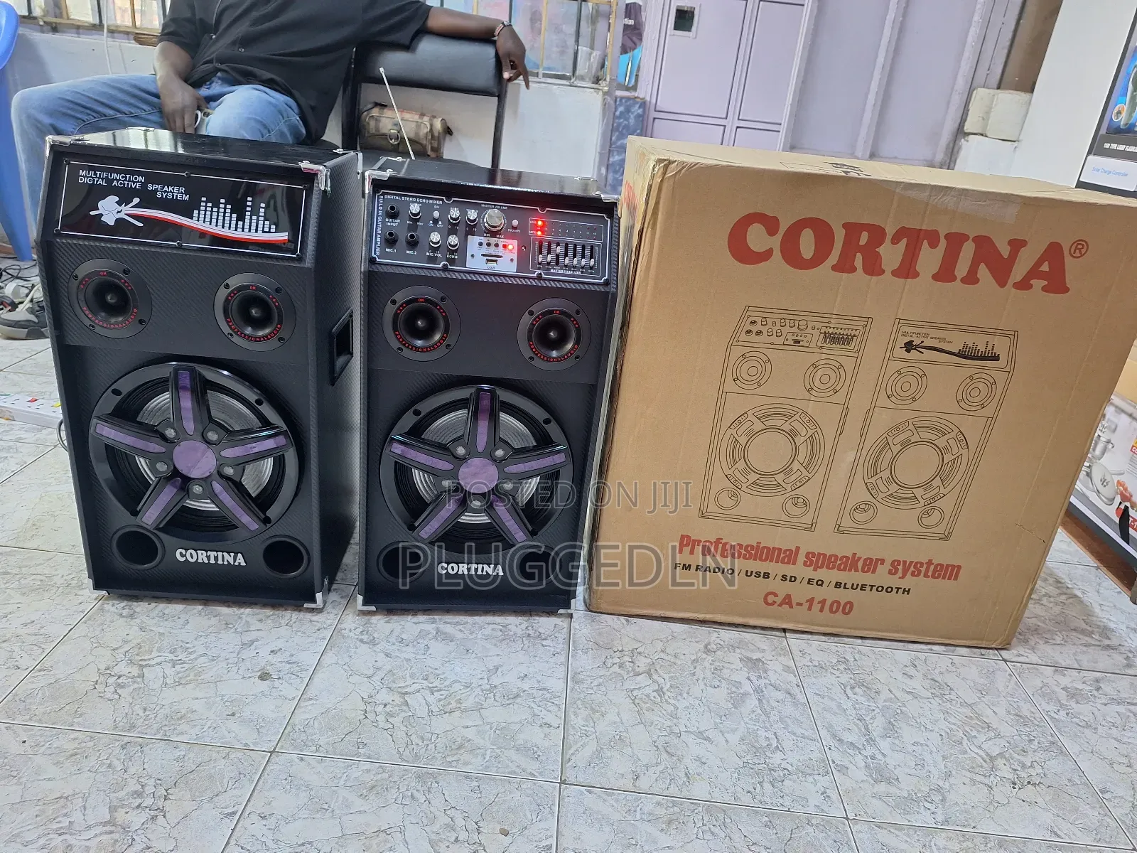 Cortina Ca-1100 Professional Speaker System.- Karaoke 