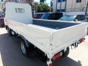4000cc Toyota Dyna With Leaf Springs