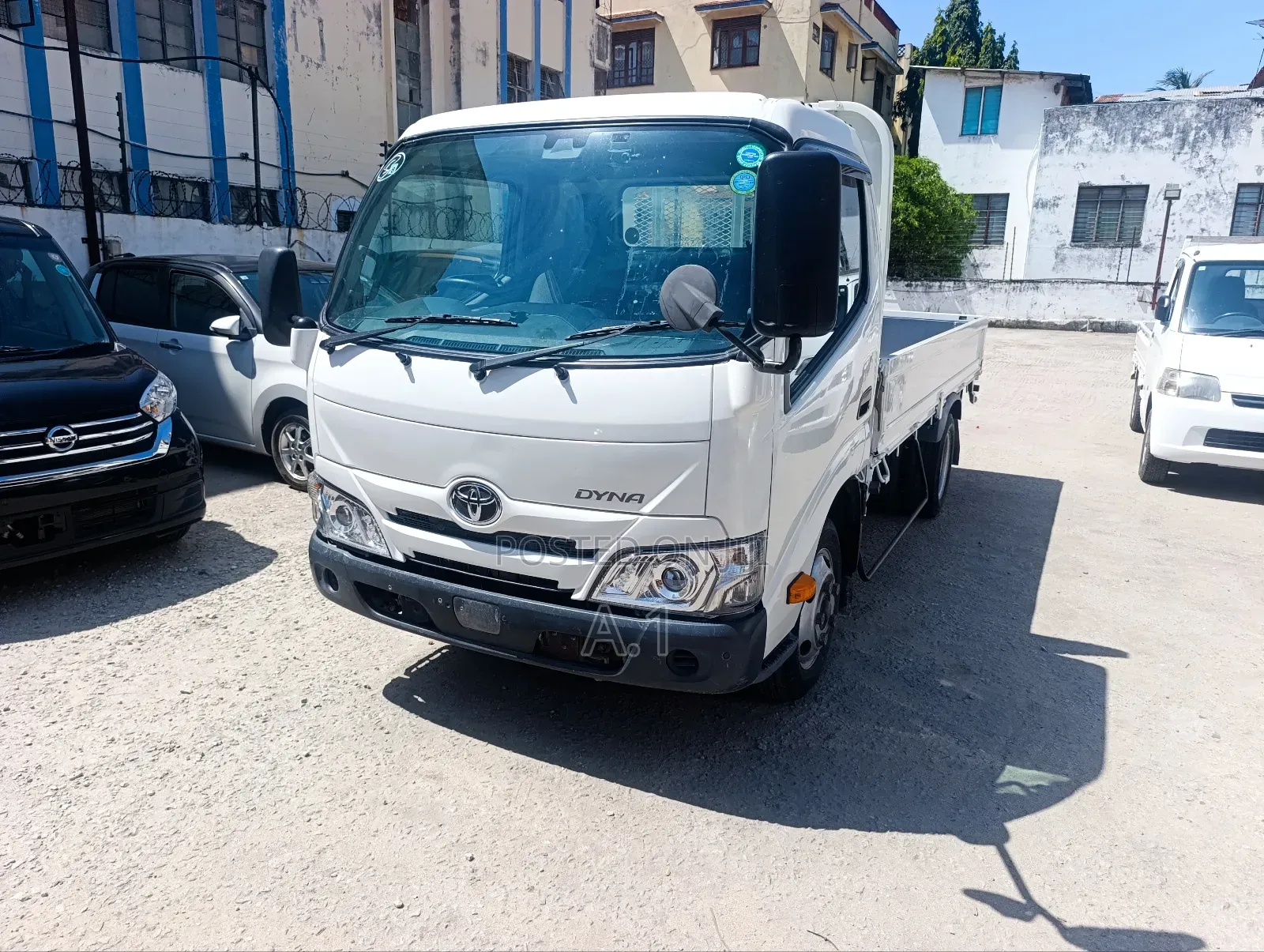 4000cc Toyota Dyna With Leaf Springs
