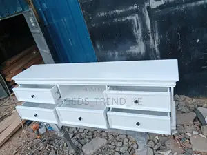 Modern Luxe Tv Stand