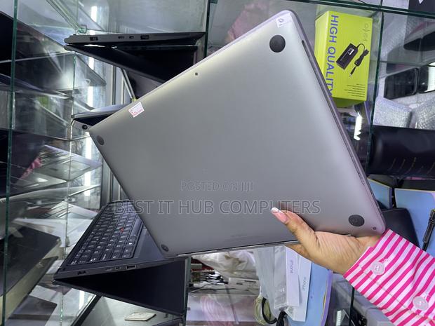 Laptop Apple MacBook Pro 2019 32GB Intel Core i9 SSD 512GB - thumbnail 4