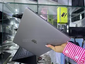 Laptop Apple MacBook Pro 2019 32GB Intel Core i9 SSD 512GB