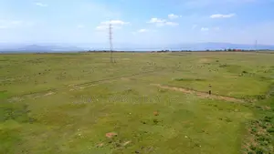 1km Off the Highway Along the Naivasha Maaimahiu Highway