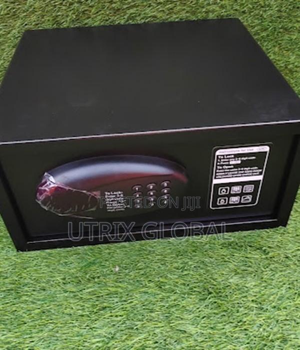 9kgs Digital Safe Strong Steel Construction