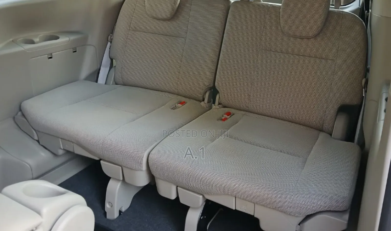 Nissan Serena 2019 Blue