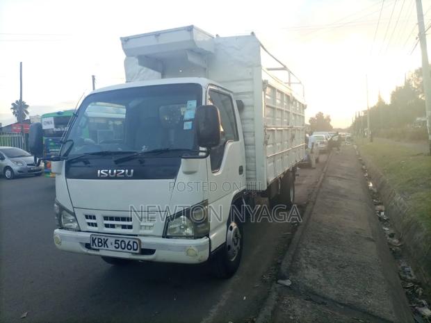 Isuzu NKR Local - thumbnail 2
