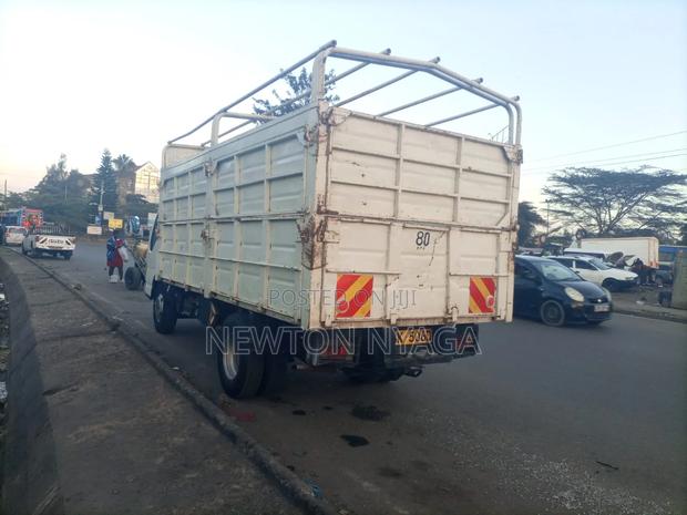 Isuzu NKR Local - thumbnail 4